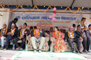 पर्वतको दक्षिणी पर्वतमा डेढ सय किलोमिटर सडक कालोपत्रे गरेरै छाड्ने मन्त्री लम्सालको घोषणा