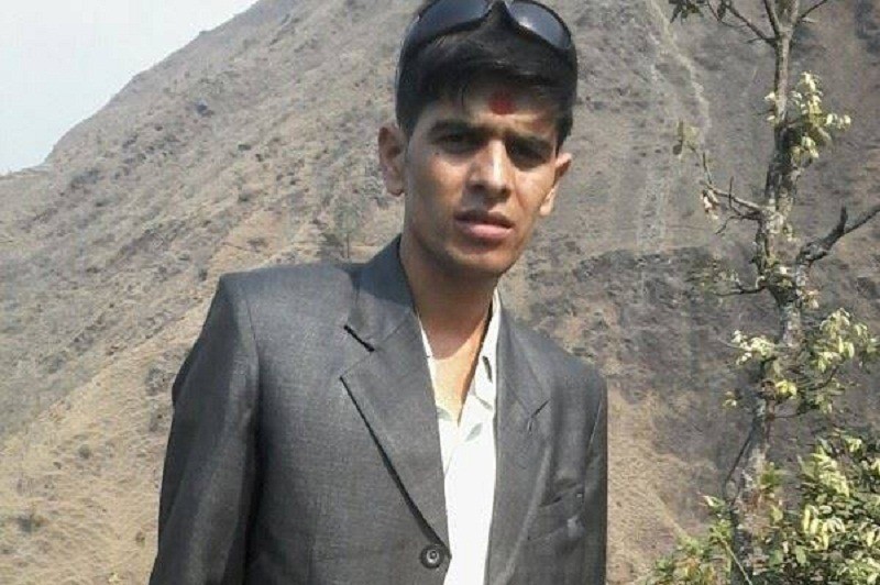 अंगरक्षकलाई यौन प्रस्ताव राख्ने स्वकीय सचिवलाई पदबाट हटाइयो
