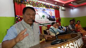 प्रधानमन्त्री ओलीकै कारण संघीयता संकटमा: नेता सिंह