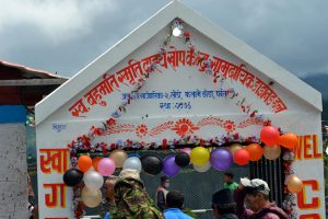 जलजला गाउँपालिका–५ स्थित फलामेडाँडामा सामुदायिक डाइनिङ हल र बाह्य खोप केन्द्र स्थापना