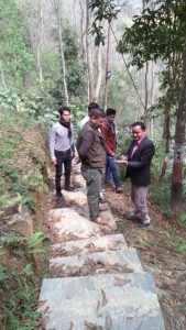 कूश्मा  नगरपालिका वडा नं ७ ओम पार्क सम्पन्नपर्यटकिय सून्दर क्षेत्र वनाउनका लागी ओमपार्कले सहयोग पु(याउने
