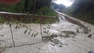 खरेहामा सडक भासियो, ॐ पार्कको भविष्य खतरामा