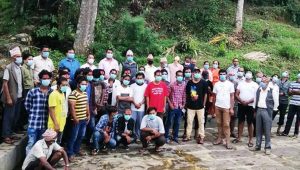 कुश्मामा नेकपा रित्तिदै, काँग्रेस सप्रिदै