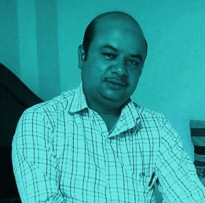 पर्वतको कुस्मामा पोलबाट खसेर बिद्युतका कर्मचारीको मृत्यु
