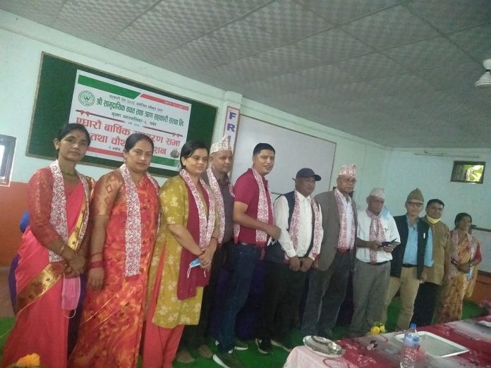सामुदायिक सहकारीमा गणेश
