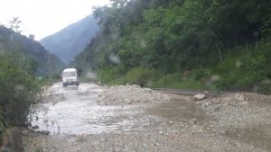 लामा कन्ट्रक्सनको धन्दा, सडक निर्माण छाडेर क्रसरको ब्यापार गर्दै, सरकारी मौनता