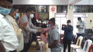 पर्वतको कुश्माका २० जना युवाहरु काँग्रेस परित्याग गरी नेकपामा प्रवेश