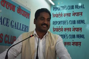 प्रभुलाई मन्त्री बनाएर माधव नेपाललाई काउन्टर दिने ओलीको तयारी