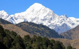 बन्दाबन्दीको आठ महिनापछि शुुरु भयो पर्वतीय उडान
