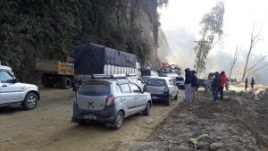 मध्यपहाडी लोकमार्गको पर्वत खण्ड दैनिक साढे तीन घण्टा बन्द हुने