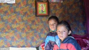 झस्किरहन्छन् सम्झनाका बहिनीहरू