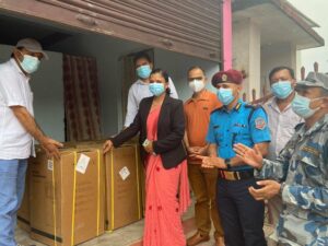 सहयोगि मनका धनि अन्तराष्ट्रिय पर्बत समाजको पहलमा पर्वतमा दोस्रो चरणको उपकरण सामाग्री सहयोग ,