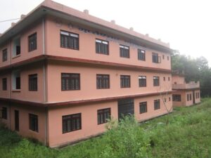 पर्वतमै पढ्न पाइने भयो स्‍नातकोत्तर तह