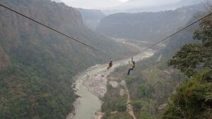 सुरू भयो पर्वतको जिपलाइन