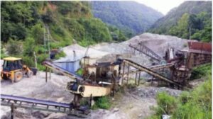 जिल्ला प्रशासन कार्यालय पर्वतद्वारा अवैध क्रसर उद्योग बन्द गर्न निर्देशन