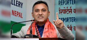 ओलीलाई विश्वप्रकाशको जवाफ : फैसला सुनाउन हामी न्यायाधीश होइनौं