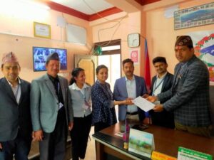 जलजला गाउँपालिकाको सहयोगमा पर्वत अस्पतालमा बिरामीलाई निःशुल्क ‘सेनीटरी प्याड’