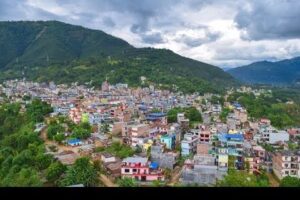पाइपलाइन मर्मत गरेपछि कुश्मा बजारमा पानीको सहज आपूर्ति