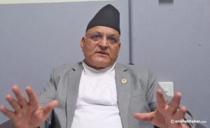 विश्वासको मत र राजीनामाबारे सुदूरपश्चिमका मुख्यमन्त्री अनिर्णित, सुझाव लिन काठमाडौंमा