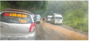 मध्यपहाडी लोकमार्गको कुश्मा–पोखरा सडक अवरुद्ध