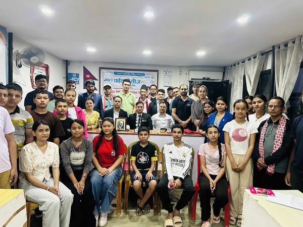 पर्वत जेसीजद्वारा ‘तपाईं भित्रको नेतृत्व क्षमतालाई चिन्नुहोस्’ तालिम सम्पन्न