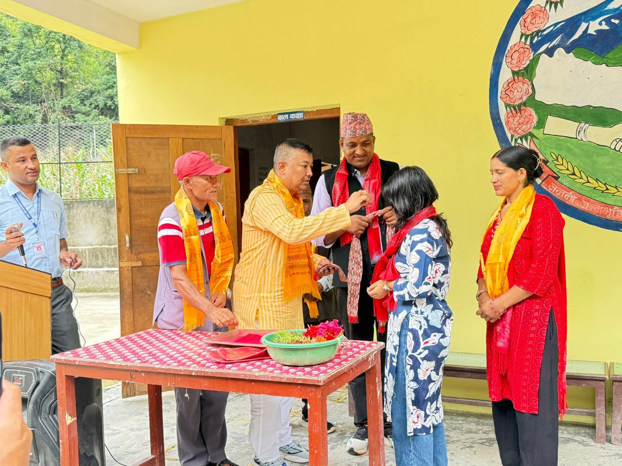 एसइईमा उत्कृष्ट नतिजा ल्याएका शिव मा.वि.का विद्यार्थीलाई सम्मान