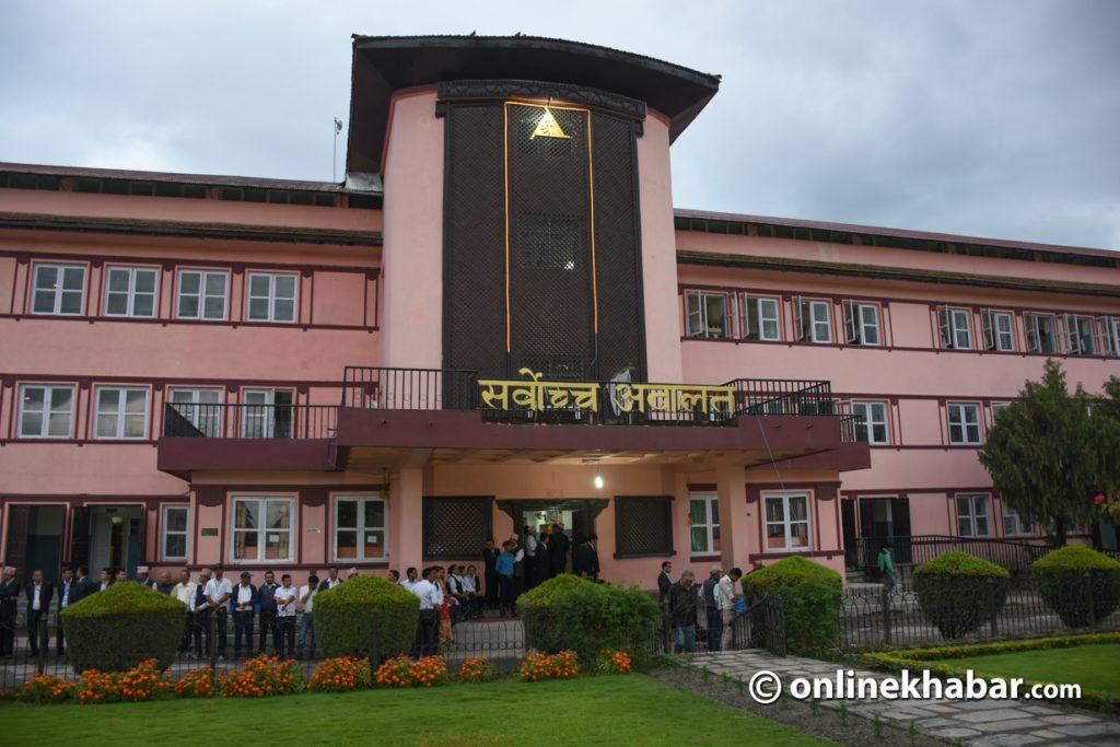 संसद् विघटनको मुद्दा हेर्न संवैधानिक इजलास गठन