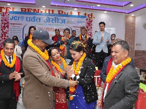 पर्वत जेसीजको ३० औँ पदस्थापन सम्पन्न, २०२६ को कार्यभार शर्मालाई