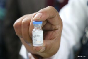 बाँकेमा ८ हजार भन्दा बढीलाई एचपिभी खोप लगाइँदै