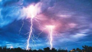 अाज परेकाे  चट्याङ बाट एक वृद्धको मृत्यु