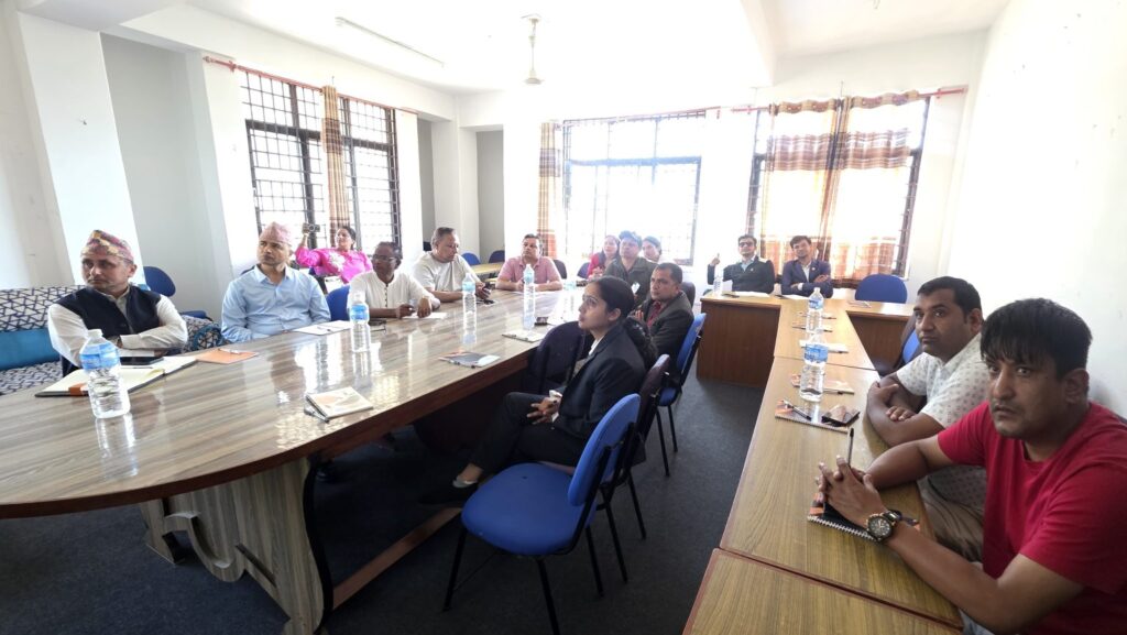 मानसिक स्वास्थ्य र आत्महत्याकाे रिपोर्टिङमा जिम्मेवार पत्रकारितामा जोड