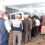 नेपाल बैंक बागलुङ शाखामा नयाँ नोट साट्नेको घुइँचो